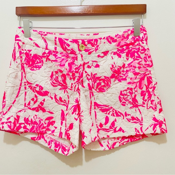 Lilly Pulitzer Pants - NEW LILLY PULITZER RESORT WHITE CALIENTE KELLY LACE SHORTS SIZE 00.